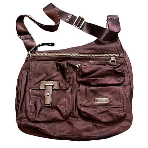 Tumi Asymmetrical Voyageur Sumatra Pocket Crossbody Bag Plum Travel Purple - Picture 1 of 9